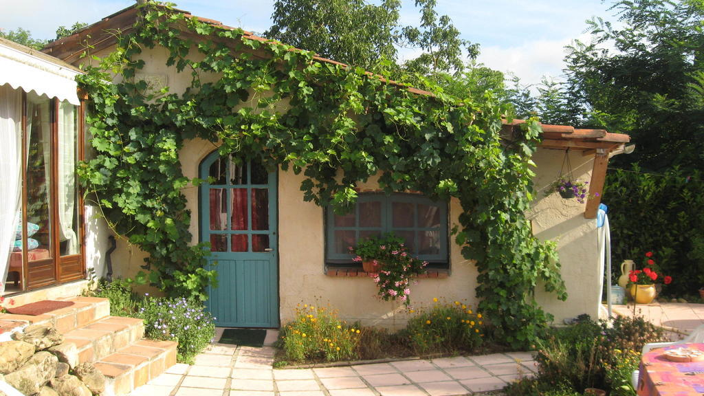 Chambre D'Hotes Oeuil De Bouc Madiran Rum bild